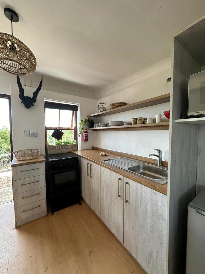 Ostrich Cottage At Les Wings Private Game Farm Groot-Jongensfontein Exterior photo