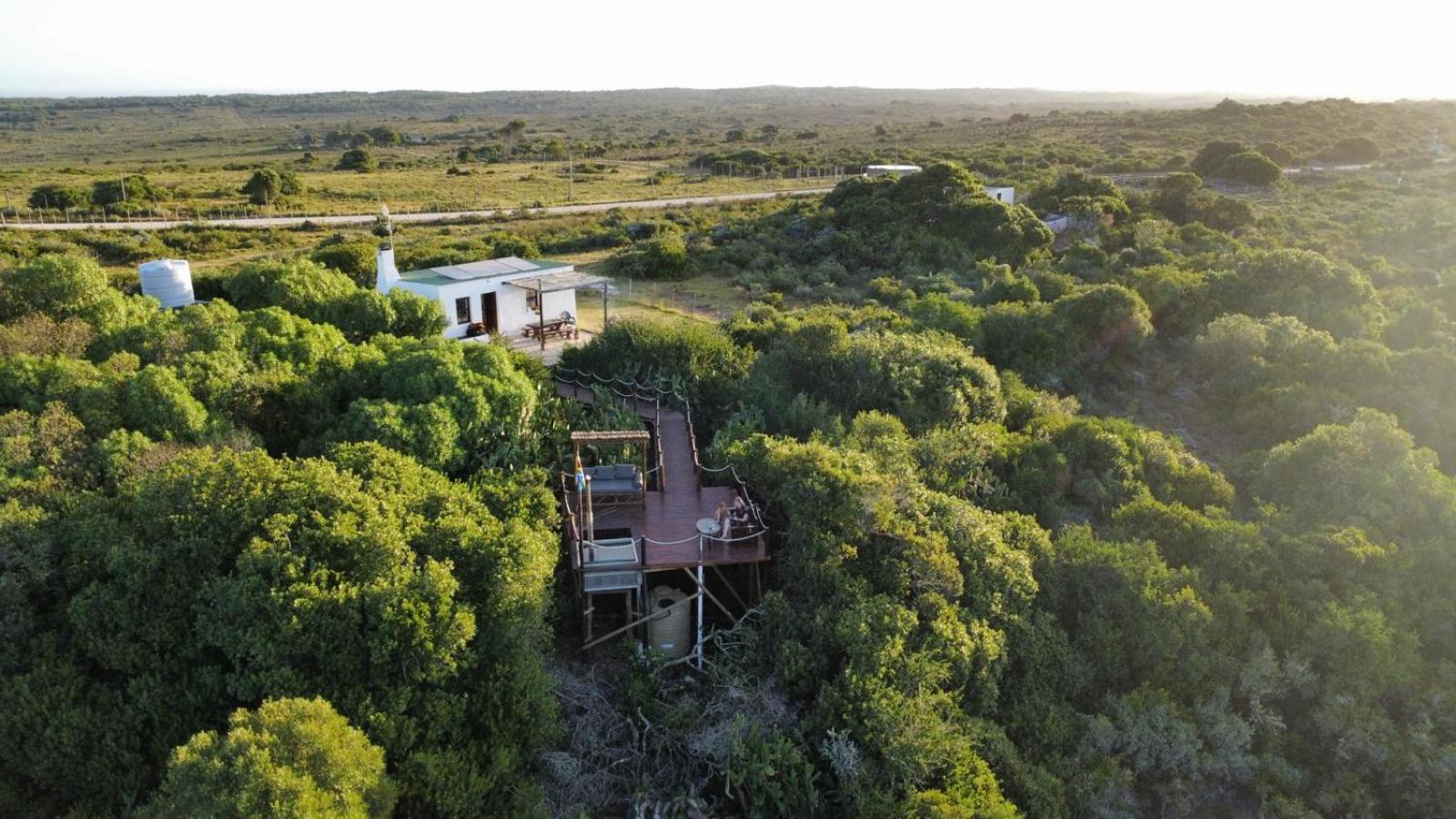 Ostrich Cottage At Les Wings Private Game Farm Groot-Jongensfontein Exterior photo